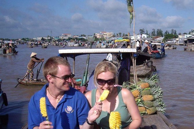 1-Day Cai Rang Floating Market-Vinh Long-Cai Be-Group of 10 Max - A sampan ride through smaller canals