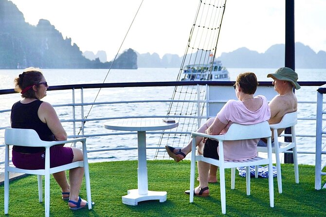 1 Day Halong Cruise Tour with Transfer and early return to Hanoi - Thien Cung Cave and the Heavenly Palace Grotto