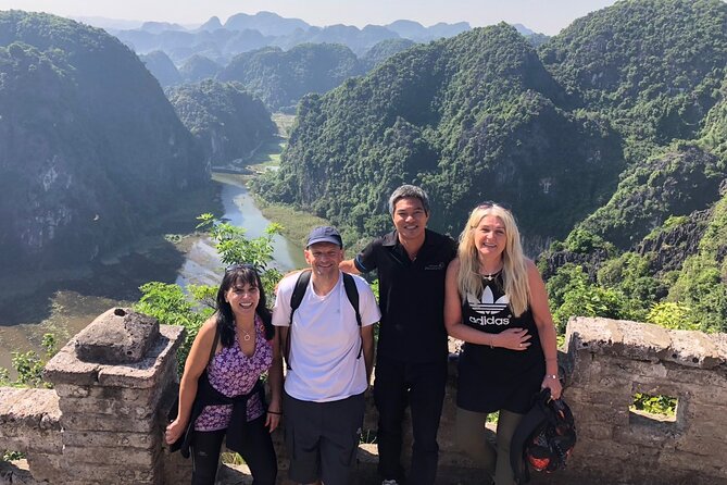 1 Day Luxury Tour in Bai Dinh, Trang An and Mua Cave From Hanoi - Bai Dinh Pagoda and its huge religious complex