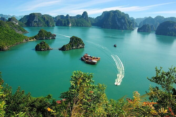 12 Days in Vietnam | Cultural Exploration with Beach Escapes - Day 6: Ba Na Hills, cable cars, and Fantasy Park