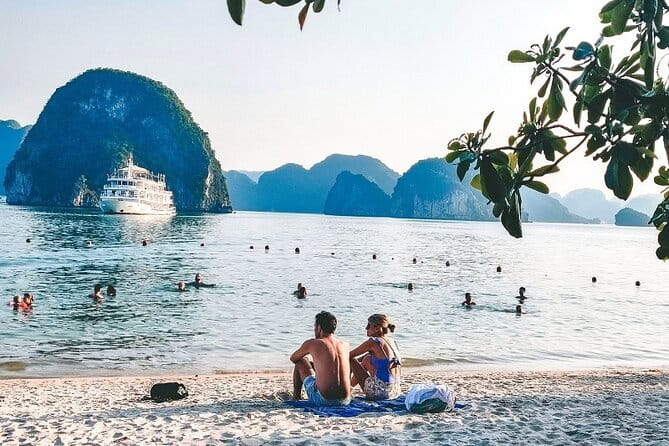 12 Days in Vietnam | Culture and Adventure | Best 2026-27 - Day 4: Bai Dinh, Trang An, and the climb at Mua Cave