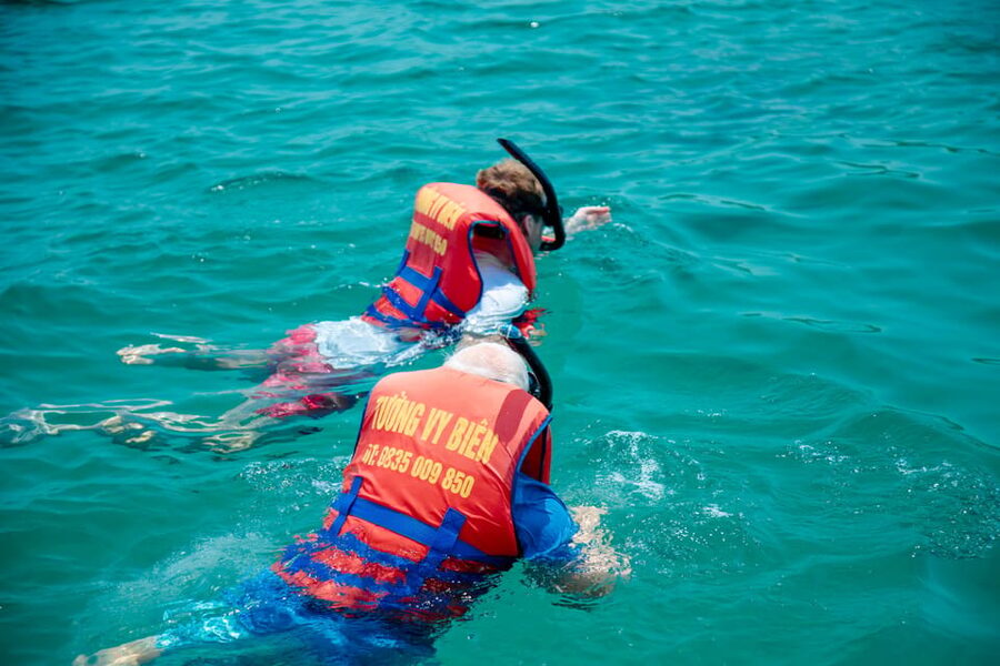 2-3 hours of Private Snorkeling Trip in South of Phu Quoc - Equipment, food, and what you need to bring
