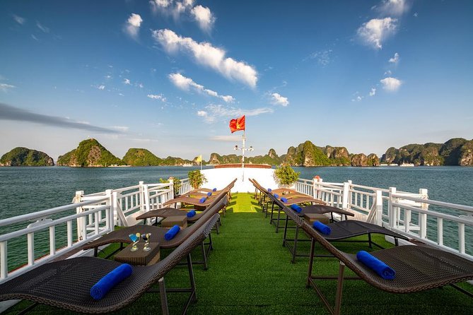 2-Day Explore Halong Bay On Cruise - Budget Cruise - A second morning on the water