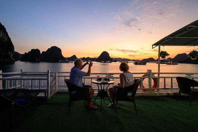 2-day Ha Long Bay Cruise included Transfer, Kayking and Swimming - Cruising among Ha Long Bay’s limestone islands