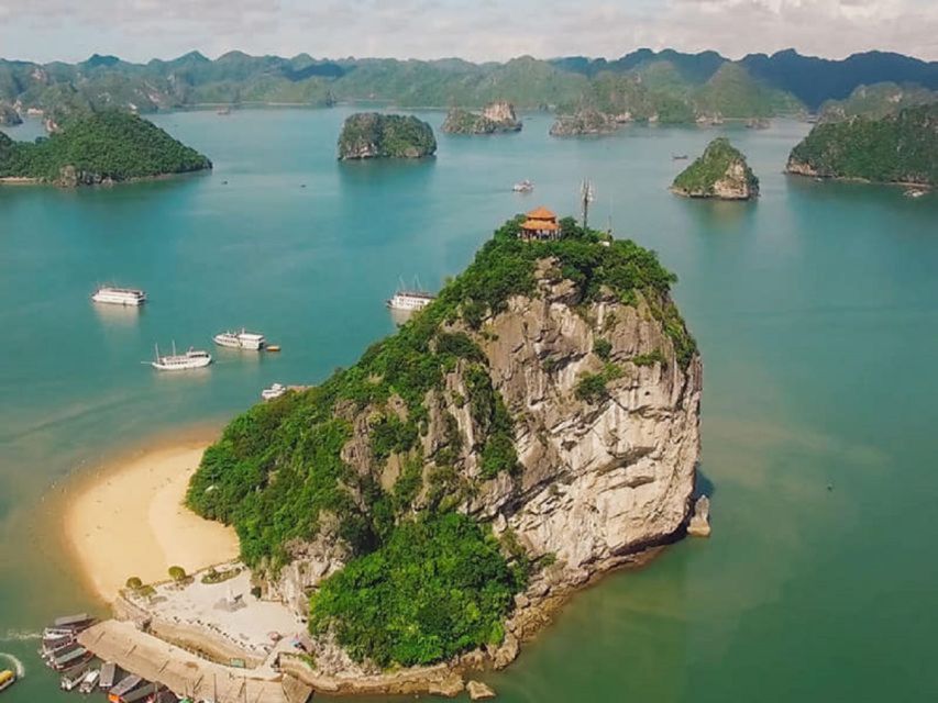 2-Day: Hanoi - Ninh Binh - Halong Bay Luxury Cruise - Luon Cave by kayak or bamboo boat