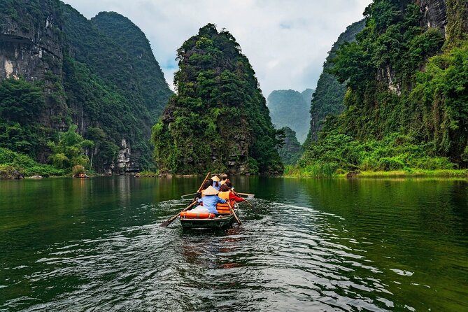 2 Day Private Tour in Ninh Binh with Mini Resort or 4 Star Hotel - An overnight stay instead of a long ride back to Hanoi