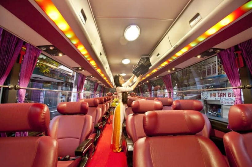 2-Day Sa Pa Ethnic Homestay Tour & Trek with Limousine Bus - Lunch in Sa Pa before the trail