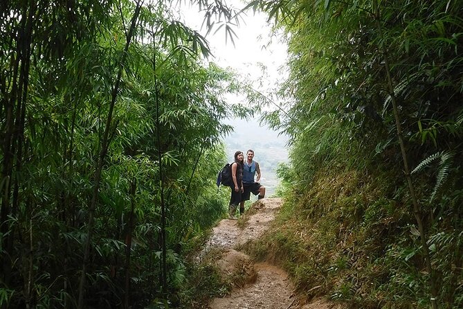 2-Day Trekking Adventure of Sapa from Hanoi with Night Bus - Lunch and the first look at Ta Van