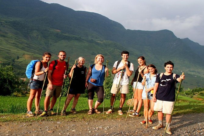 2 days AMAZING trekking Sapa from Hanoi with various options - Choosing the Hanoi night-train option
