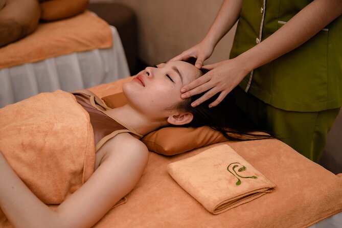 2 Hours Special Massage Package in Rora Spa - Starting with the herbal foot bath