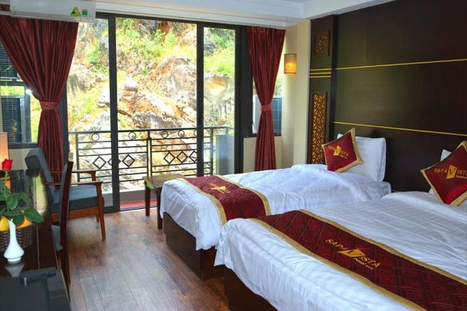 2-Night Sapa Tour with Fansipan Peak by Bus from Hanoi - Fansipan Peak by cable car