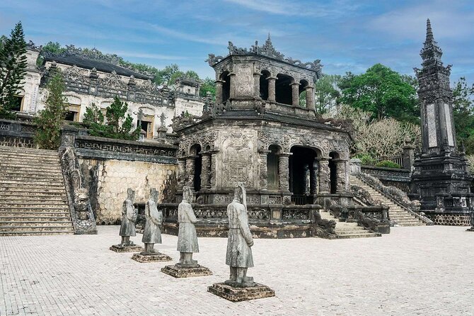 20-Day Vietnam Itinerary | Discovery and Beach Relaxation - Hoa Lu and Trang An Make a Strong First Excursion