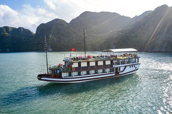 2D1N: Halong Bay 4-Star Cruise - Cave, Kayak, Swim, Meals - Key points to know before you book