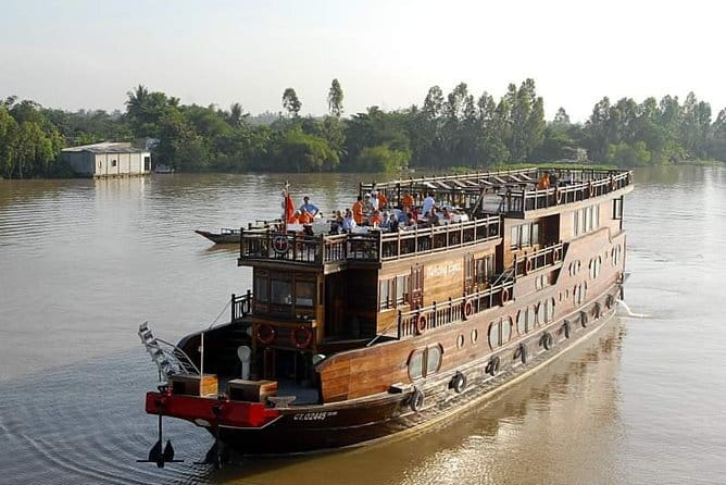 3 Days Mekong Delta Luxury Group Tour from Ho Chi Minh City - Group size, transport, and daily comfort