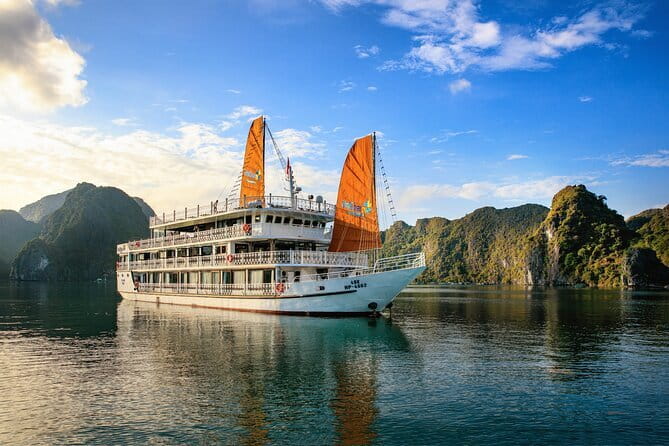 3Day Kayak & Trek to Ha Long Bay and Tamcoc (the 2nd day private) - Key points to know before booking