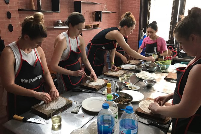 5 Traditional Dishes Hanoi Cooking Class with Market Trip - Vegetarian and dietary considerations