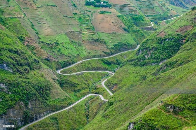6 - 8 Day Vietnam Itinerary | Magnificent | Best 2026 Northern - Day 3: The six-hour road to Ha Giang