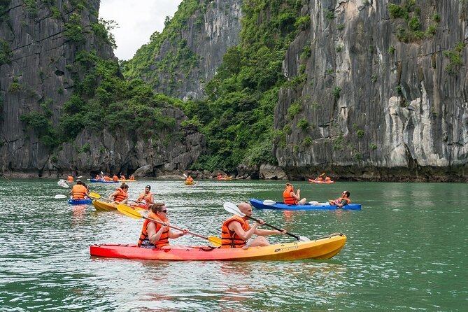 7 Days Vietnam Travel (Hanoi- Ninh Binh - Sapa - Ha Long) - Day 3: Cat Cat Village and Sapa town