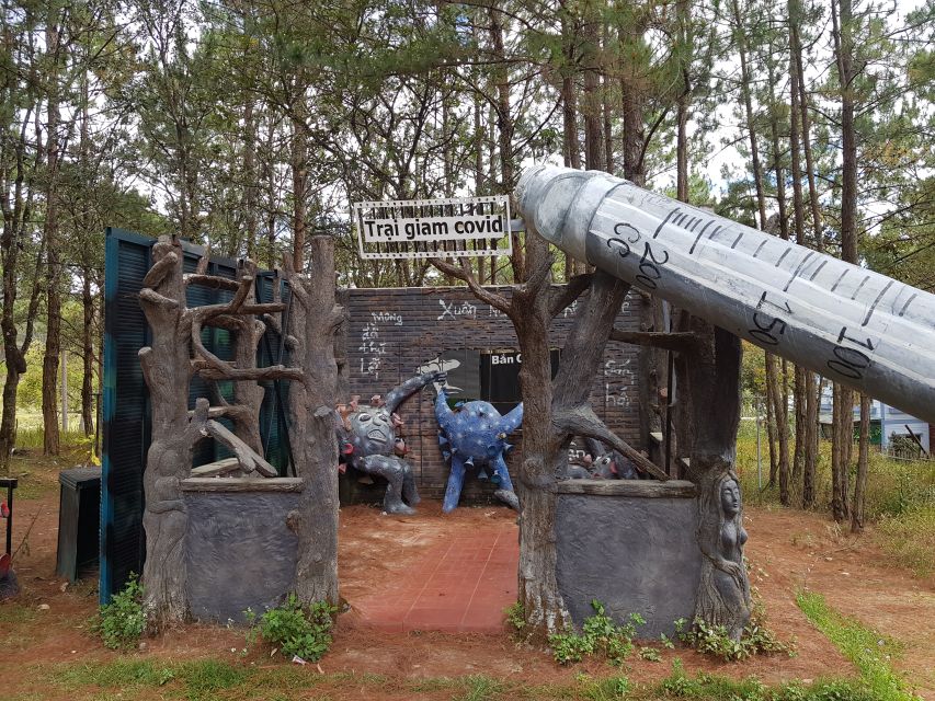 7-hour Datanla waterfall, Clay Tunnel and Holy See temple - Linh Phuoc Pagoda and its 12,000-bottle dragon