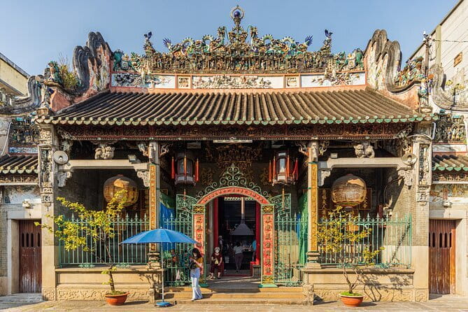 8 days 360° Vietnam Adventure from Hanoi - Hoa Lu, Tam Coc, and Mua Cave make a demanding day