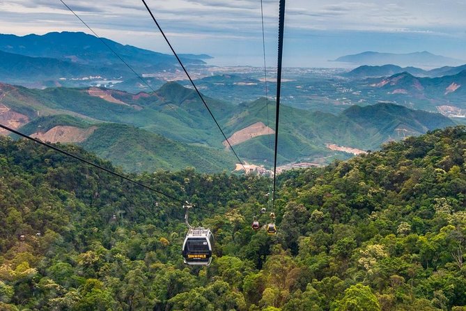 Afternoon private transfer from Danang city to the Golden Bridge - The 10-minute walk to the cable car