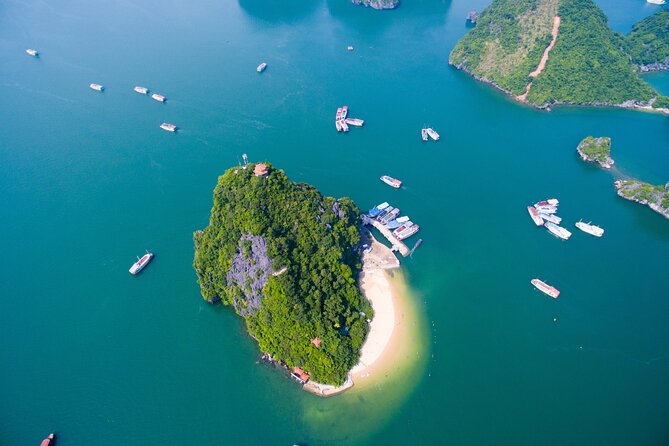 All Inclusive Cruise Tour at Halong Bay - Titop Island and the choice between water and height