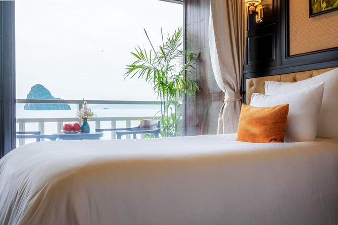 All-inclusive in Lan Ha Bay for 2Days 1 Night with many options - The Hanoi pickup and the move to the cruise