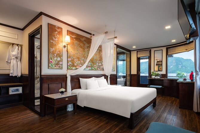 Amanda Cruise - Ha Long, Lan Ha Bay - All Inclusive 2D1N & 3D2N - Ti Top Island: views with a built-in climb