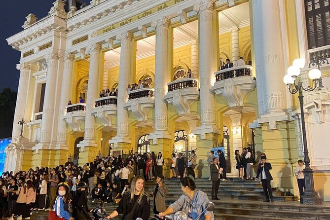 Amazing Vespa Night Tour For Food Lover - Key points at a glance