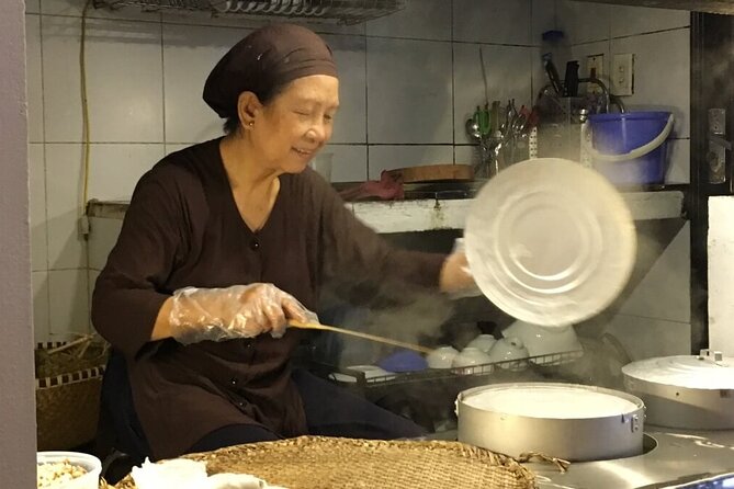 Authentic taste of Hanoi, food tour with a local foodie - Tasting the less familiar dishes