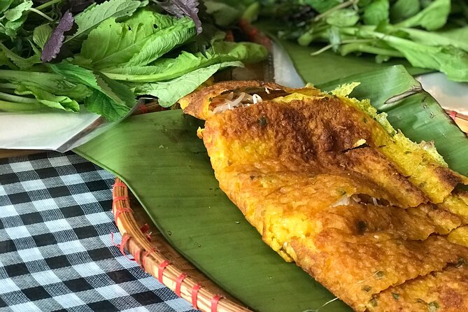 Authentic taste of Hanoi, food tour with a local foodie - What the food explanations add