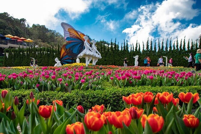 Ba Na Hills & Golden Bridge with Fantasy Park Tour-Optional Lunch - The morning pickup from Da Nang