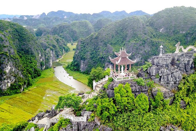 Bai Dinh- Mua Cave and Trang An boat trip - What to watch for with the guide and bus changes