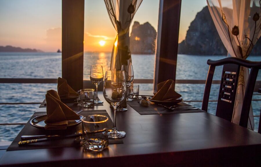 Bai Tu Long Bay 2 Days 1 Night With Renea Cruise - Lunch while cruising toward Cap La Island