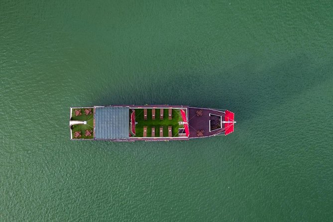 Bai Tu Long Luxury Day Cruise - Fishing Village, Kayak - Thien Canh Son Cave and the short hike