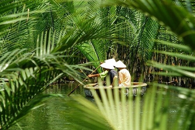 Basket Boat Tour from Da Nang/HoiAn by Lunch & Cafe Class Private - Key points to know
