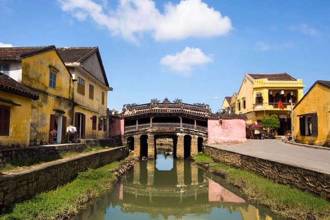Basket Boat Tour, Hoi An city, boat trip and lantern release - Starting in Hoi An’s old town after lunch