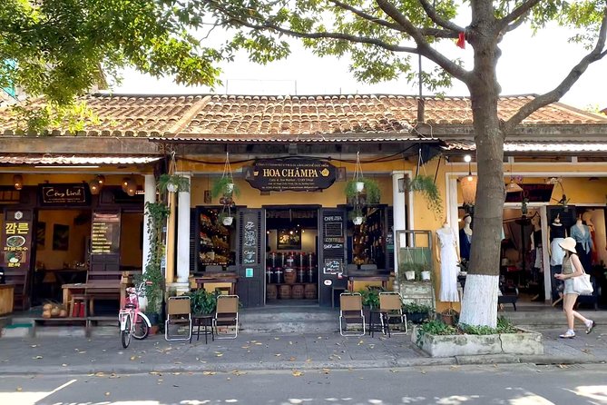 Basket Boat Tour, Hoi An city, boat trip and lantern release - Dinner after the boats