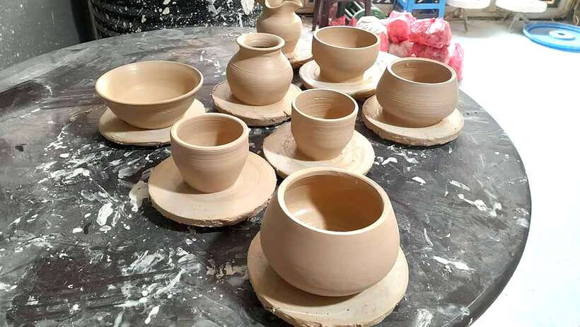 Bat trang Pottery Ceramics Class in Hanoi’s Old Quarter | VN - The free piece and the extra-cost choices