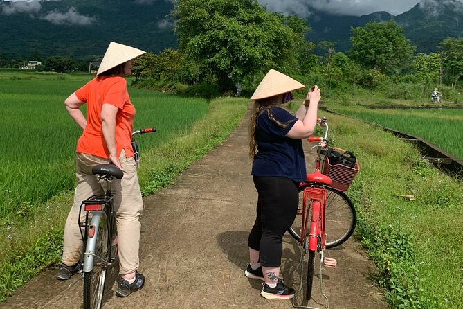 Bavi Eco Tour: Immerse in Authentic Village Life Outside Hanoi - Tea farming with Duoc in Ri village