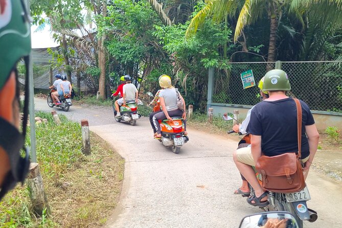 Ben Tre Mekong Zig Zag: Scooter, Sailboat, and Food (Full day) - Who should book this experience