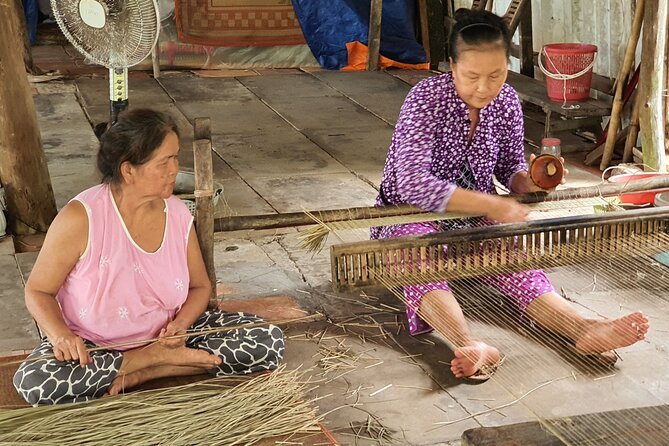 Ben Tre: Scooter, Culture, Sailboat and Mekong Food (Half Day) - A home-cooked Mekong lunch and hammock time