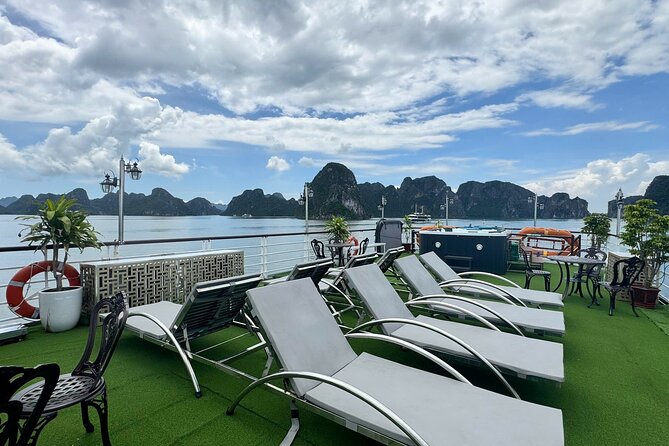 Best Value Ha Long bay 1 day - Lunch, kayak, swimming, transfer - Tuan Chau Island and the Vietnamese lunch