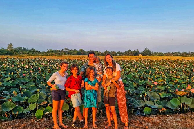 Bicycle Tour Through Peaceful Villages - Starting at Vincom Plaza Xuân Khánh