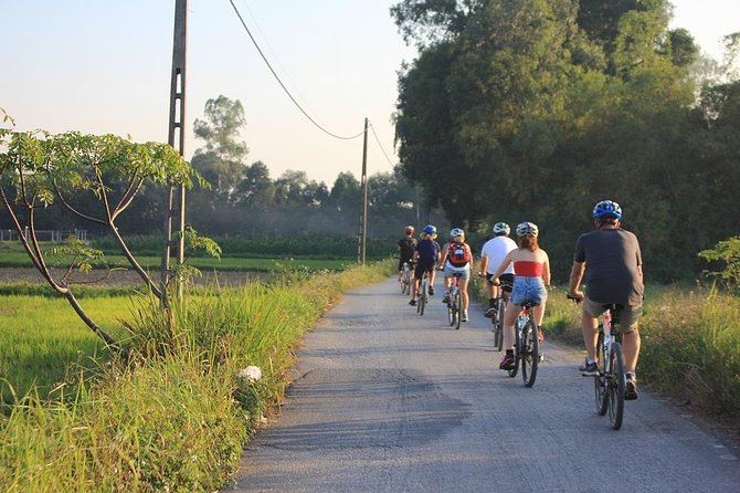 Bicycle Tours Hanoi: Full Day Bicycle Tours City & Countryside - What lunch, drinks, and transport add to the price