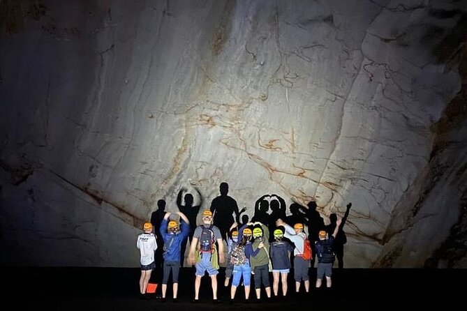 Botanic Garden - Paradise Cave - Zipline - Mudbath at Dark Cave - Lunch before the wet afternoon