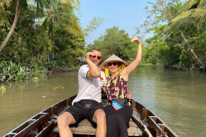 Cai Rang floating market, Cacao & hidden small canal - Cai Rang at 6:15 am: trade on the river