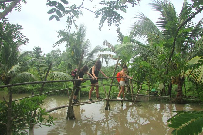 Cai Rang floating market, see sunrise, CaCao orchard, small canal - Cocoa, seasonal fruit, and a hot drink at Muoi Cuong