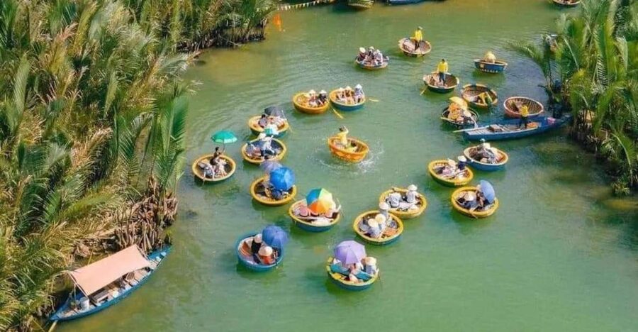 Cam Thanh Coconut Basket Boat Experience from Hoi An/Da Nang - Entering Cam Thanh’s coconut waterways