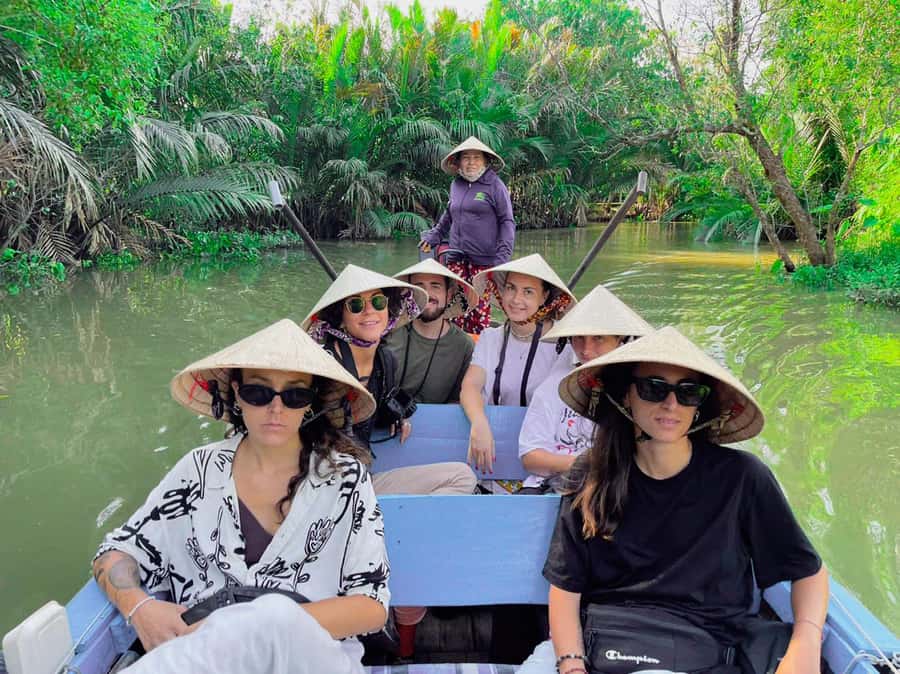 Can Tho: A Real Mekong Tour, Floating Market, Cacao & Life's - The 15-minute village walk to the cacao farm